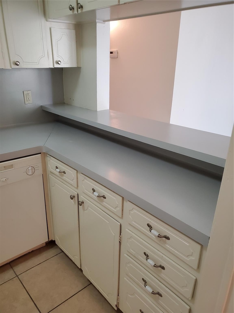 3400 Timmons Lane - Photo 6