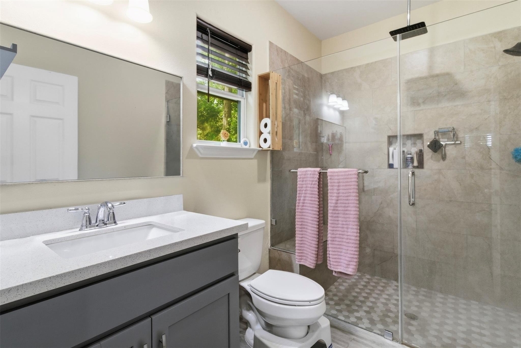 16529 Kingsbury Drive - Photo 7