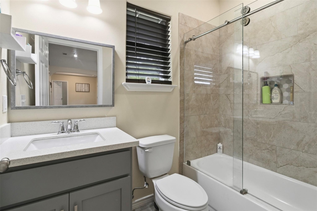 16529 Kingsbury Drive - Photo 4