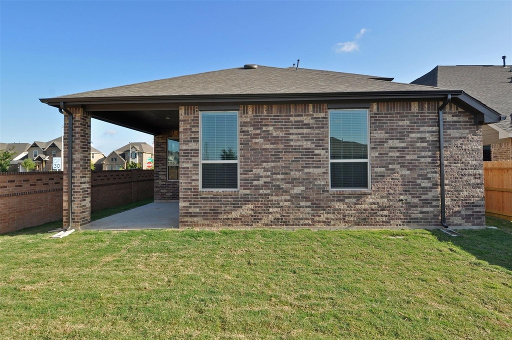 23839 Villa Lisa Dr - Photo 34