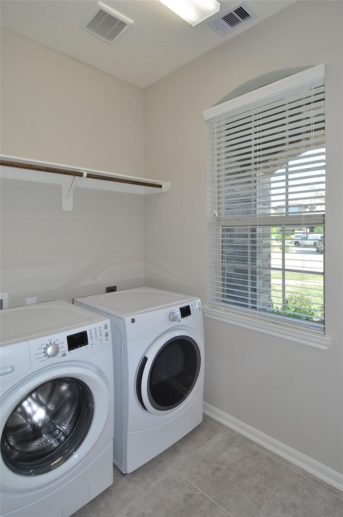 23839 Villa Lisa Dr - Photo 20