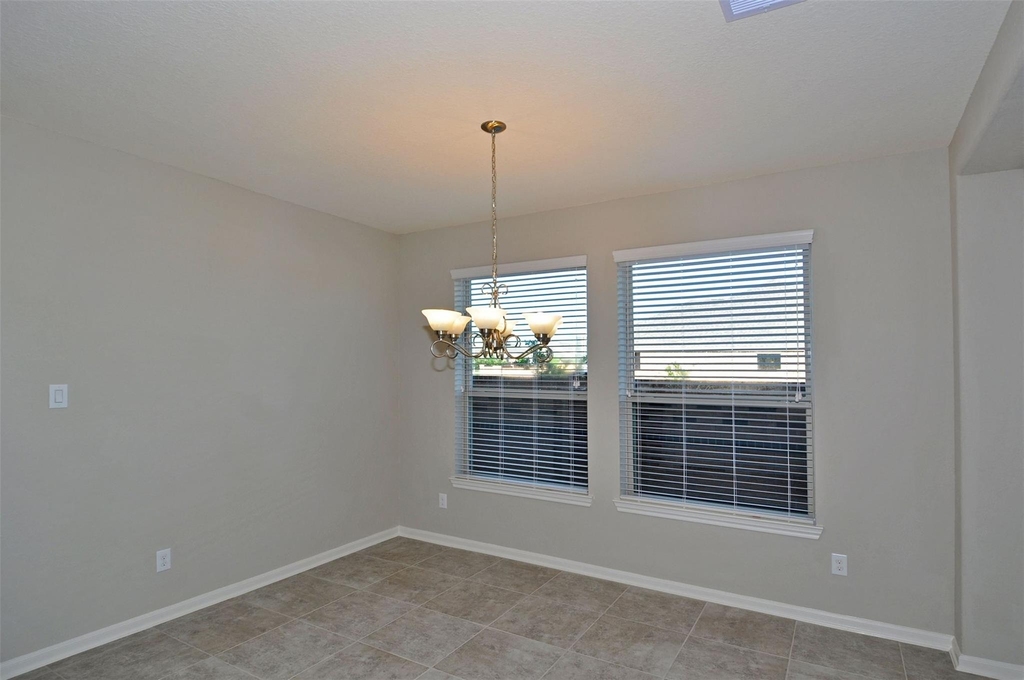 23839 Villa Lisa Dr - Photo 3