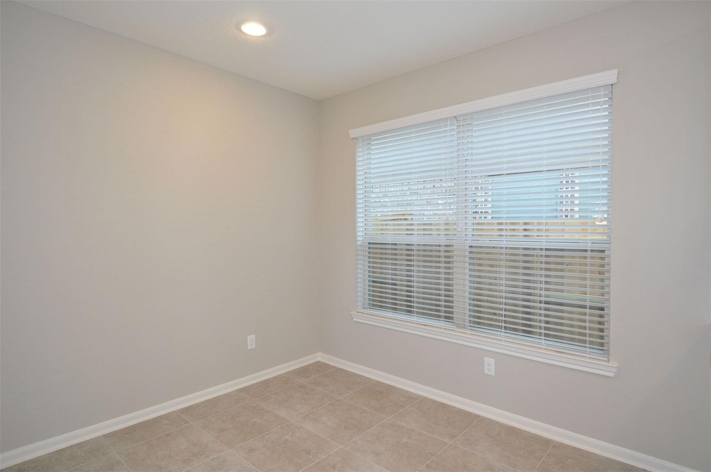 23839 Villa Lisa Dr - Photo 30