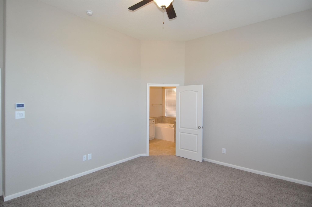 23839 Villa Lisa Dr - Photo 16