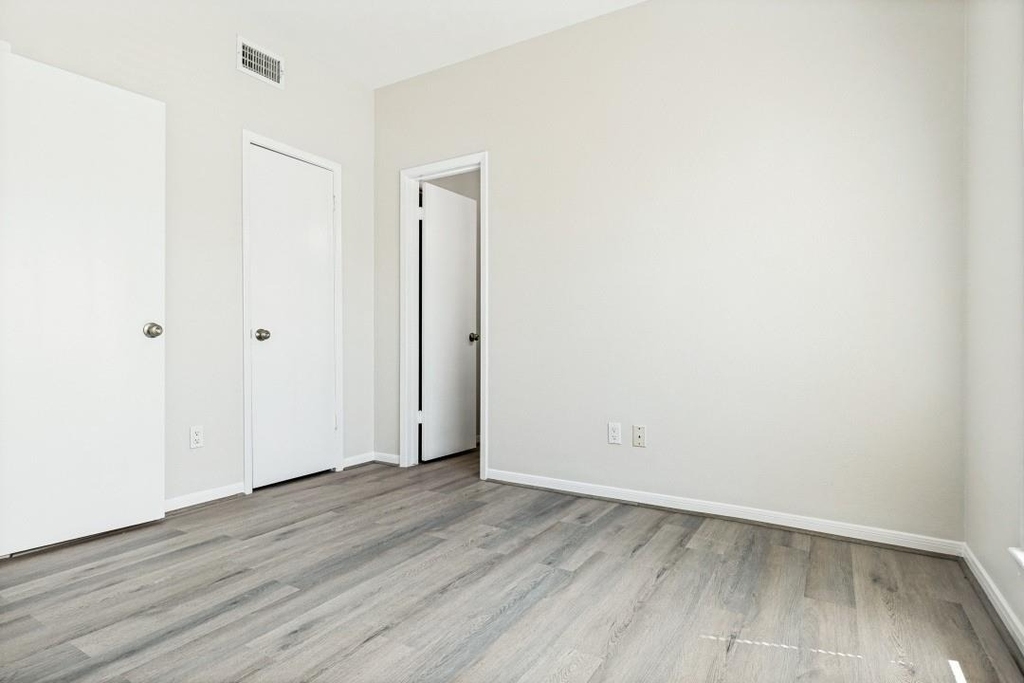 2626 Holly Hall Street - Photo 12