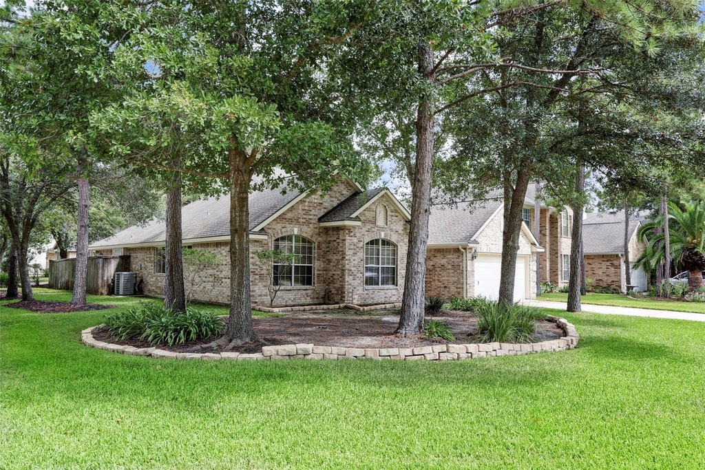 183 N Millport Circle - Photo 0