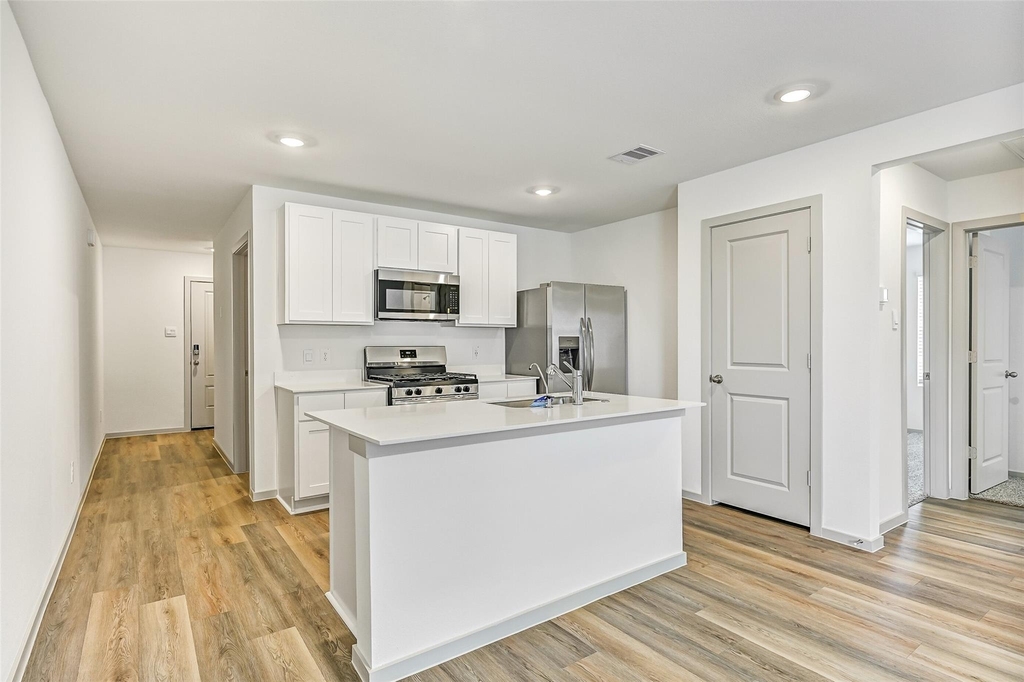 1015 Bluegill Drive - Photo 3