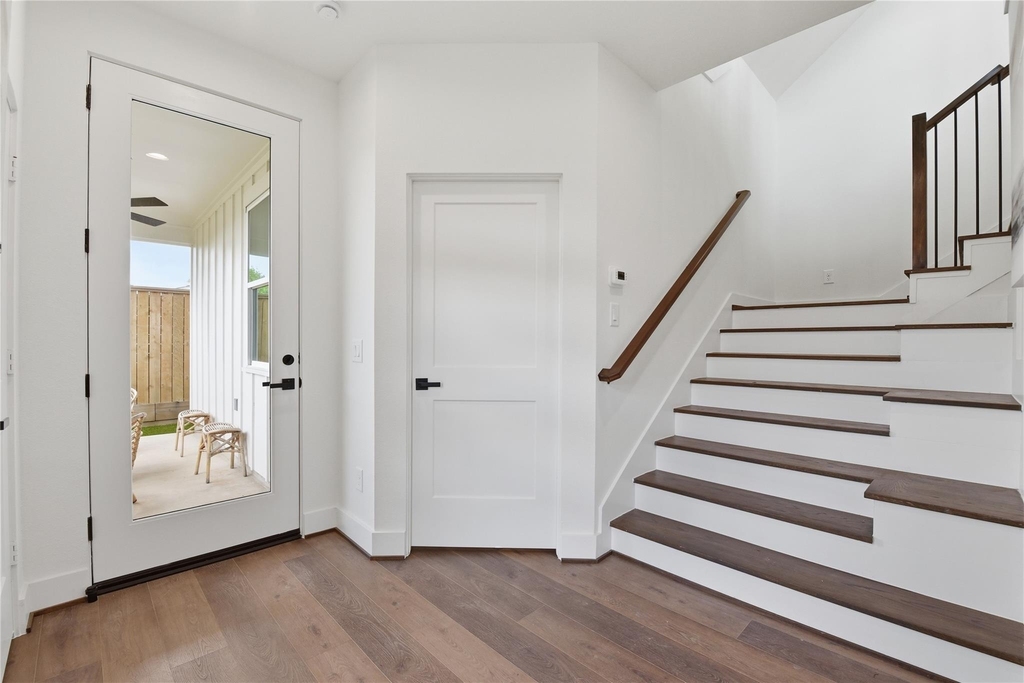 7702 Earl Rudder Way - Photo 3