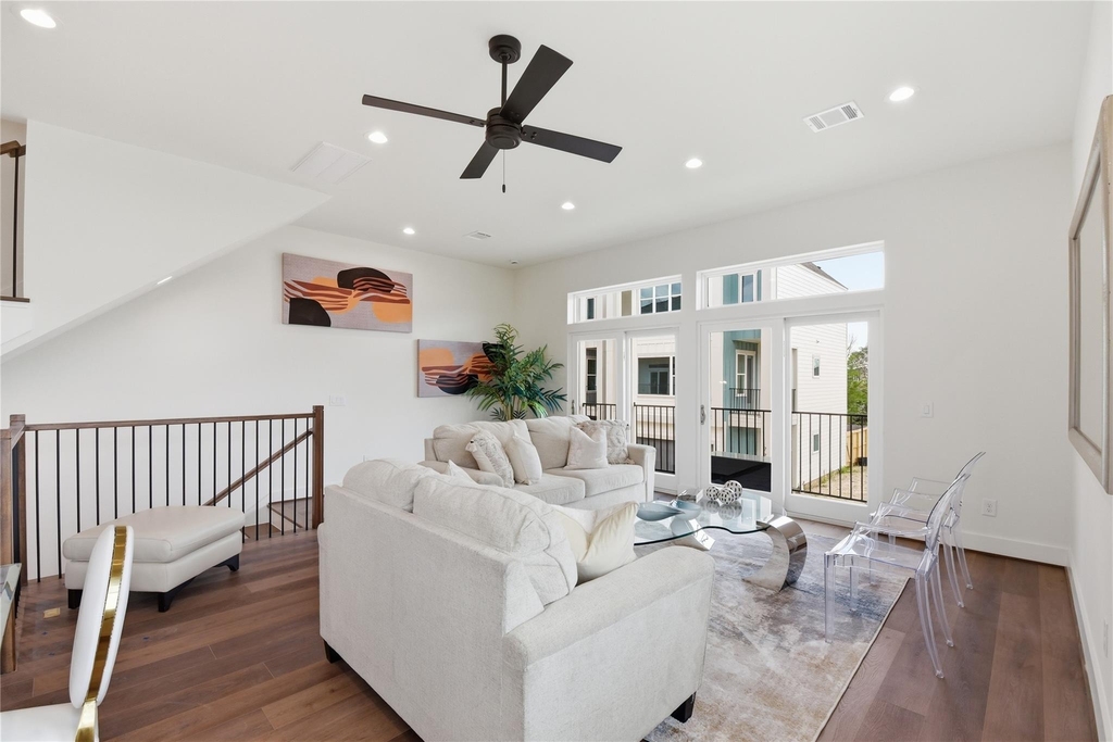 7702 Earl Rudder Way - Photo 14