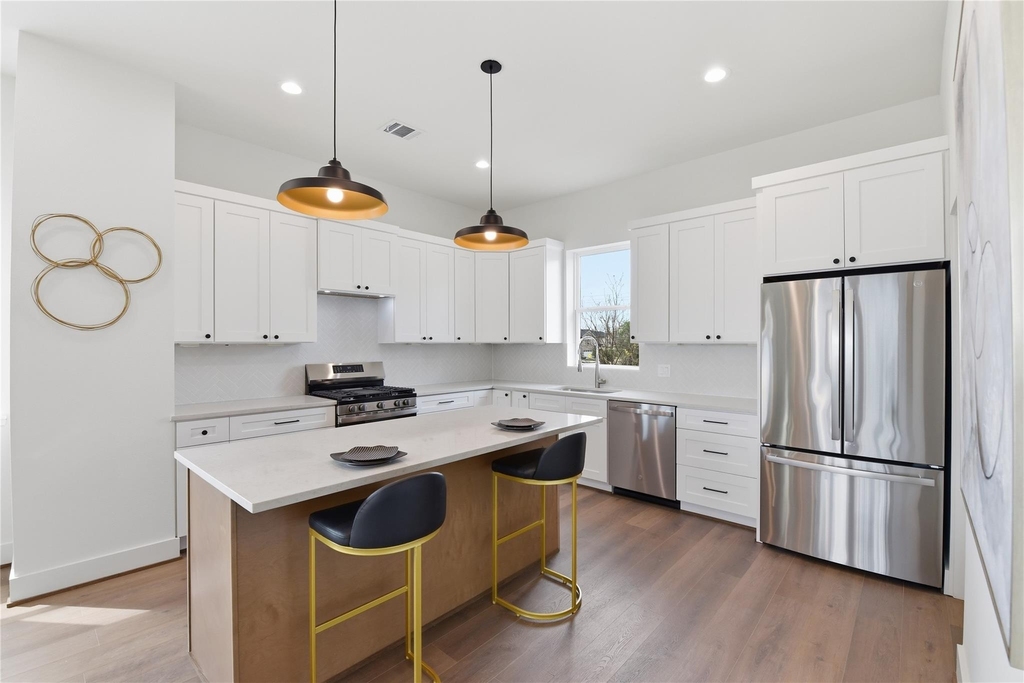 7702 Earl Rudder Way - Photo 19