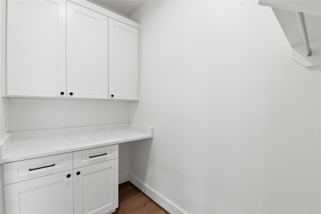 7702 Earl Rudder Way - Photo 33