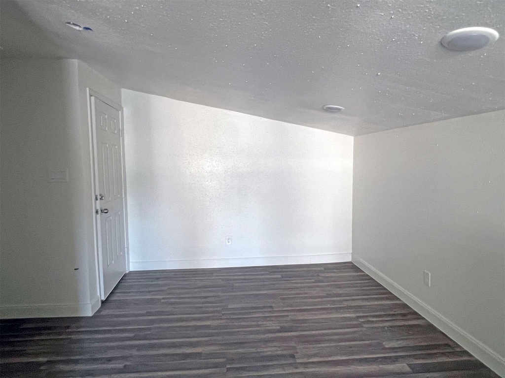 201 Eastwood Unit 5 Street - Photo 15