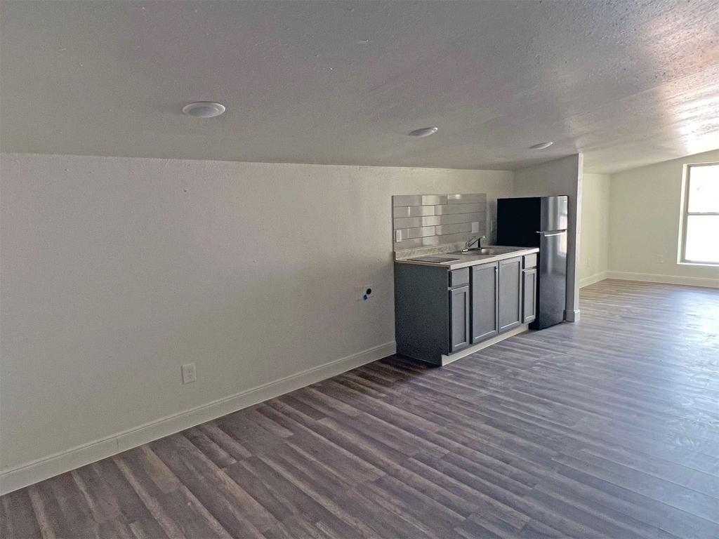 201 Eastwood Unit 5 Street - Photo 16