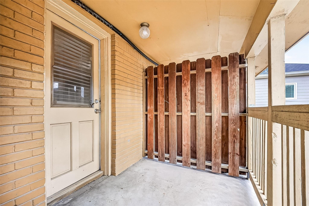 609 Cortlandt Street - Photo 23