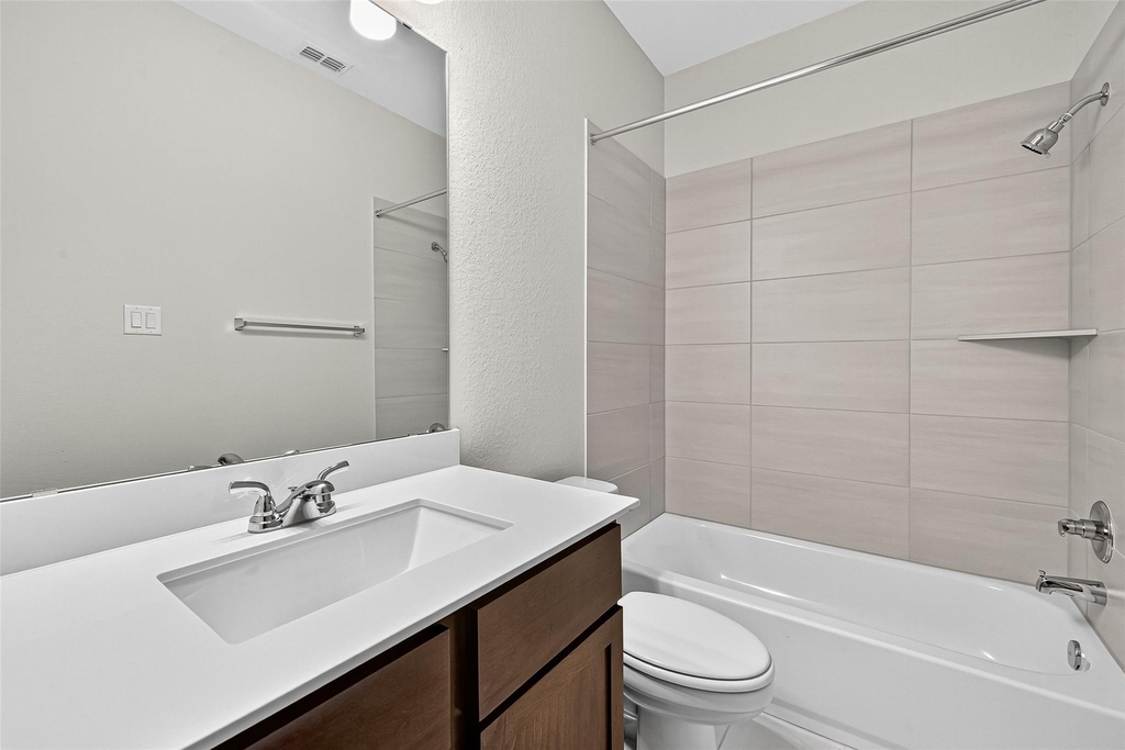 5019 Bowen Prairie Drive - Photo 36