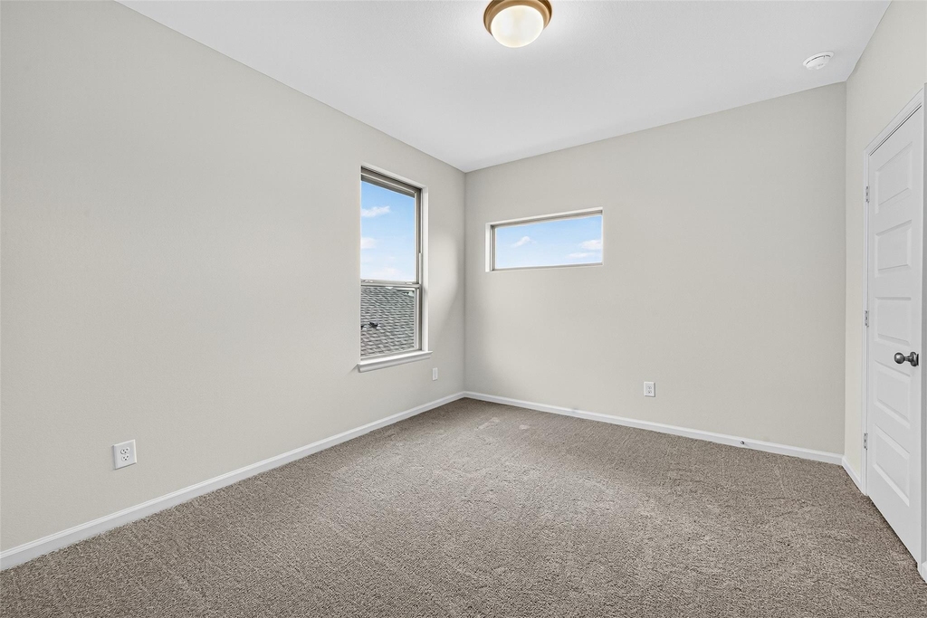 5019 Bowen Prairie Drive - Photo 27