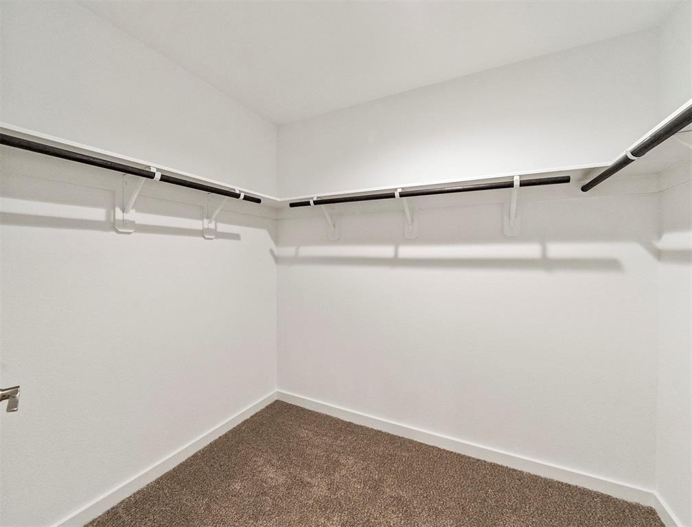 7906 Brumbly Lane - Photo 9
