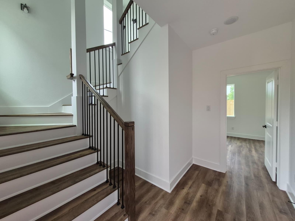 3217 St Emanuel - Photo 1