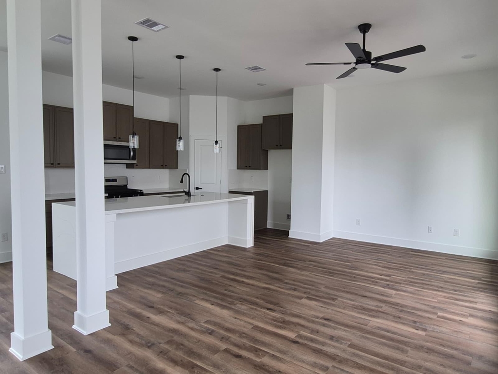 3217 St Emanuel - Photo 7