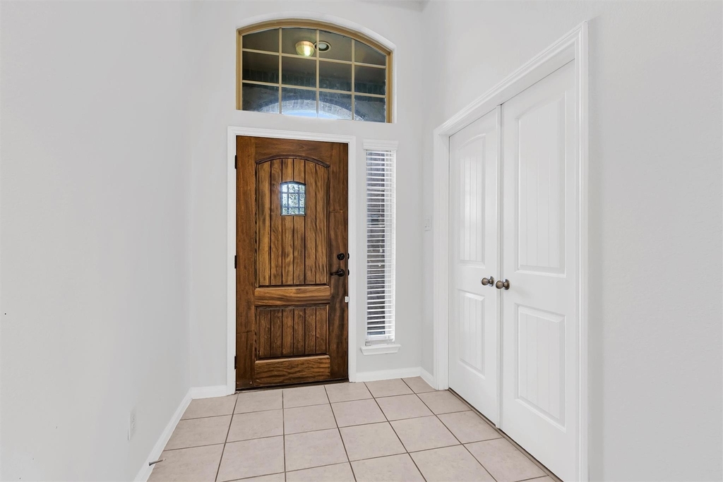 138 Meadow Landing Drive - Photo 4