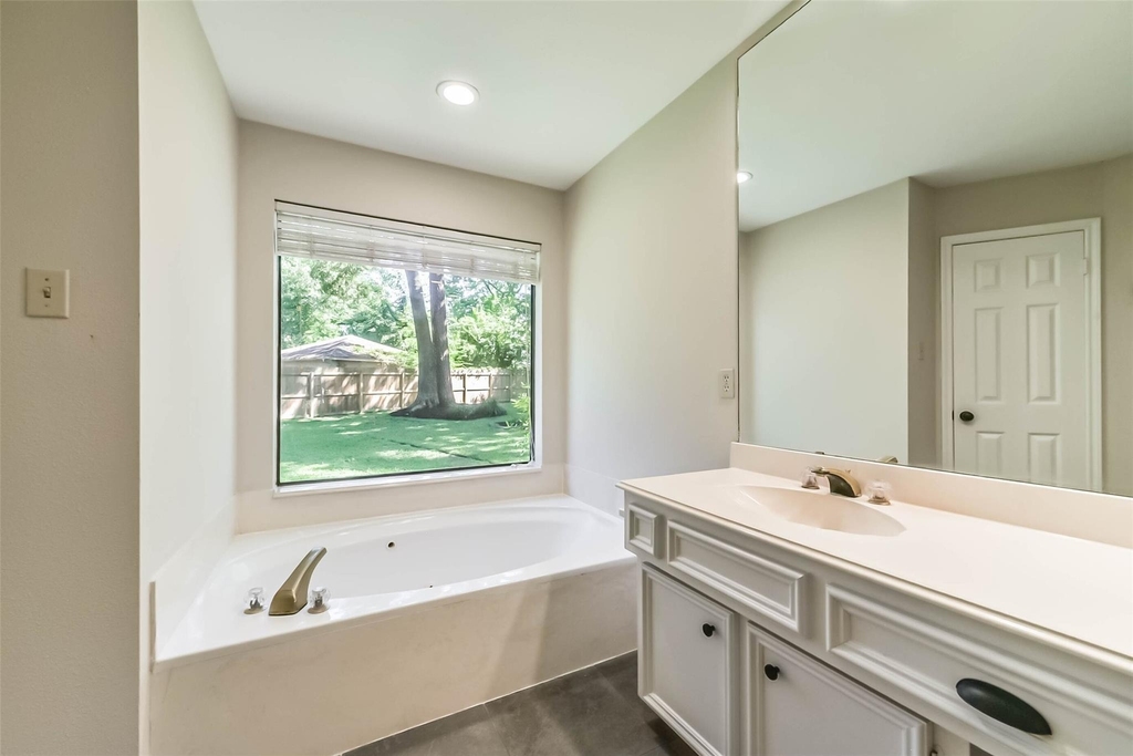 3910 Misty Gardens Court - Photo 34