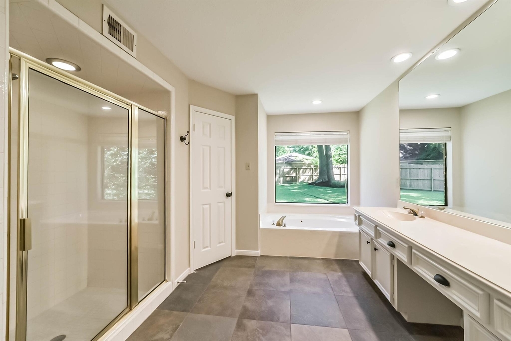 3910 Misty Gardens Court - Photo 33