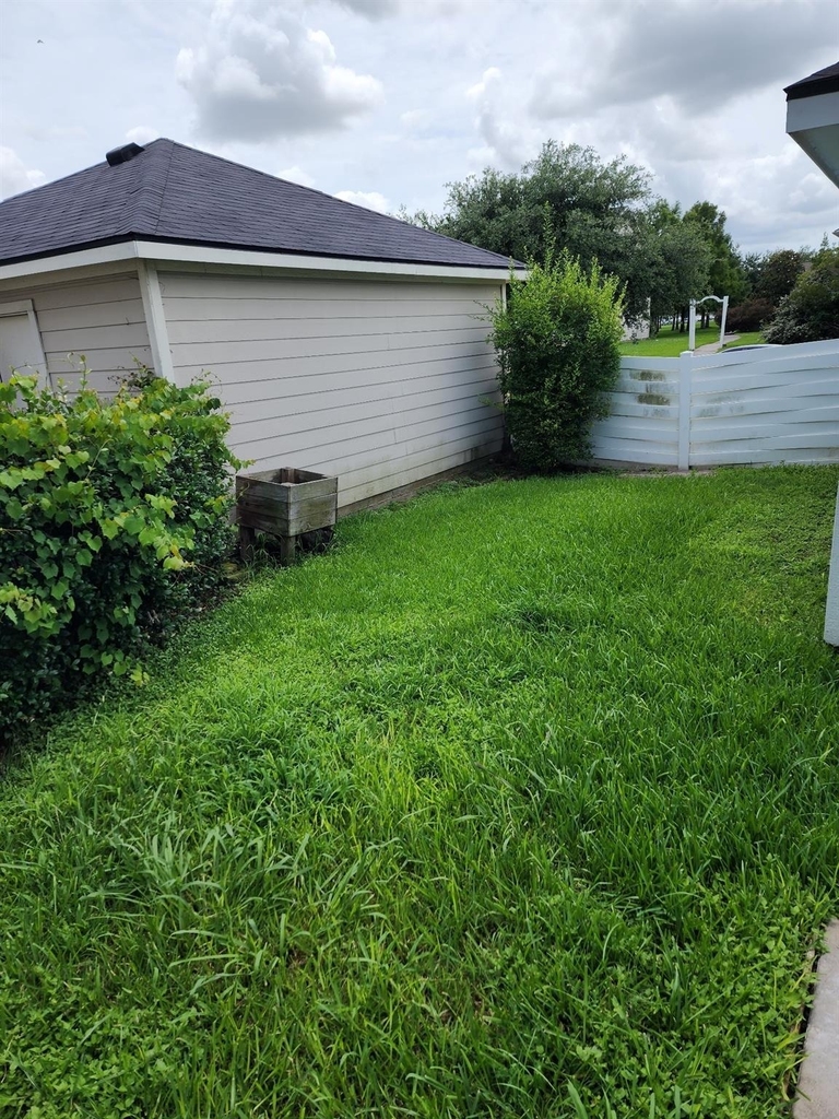 11929 Sanspereil Drive - Photo 11