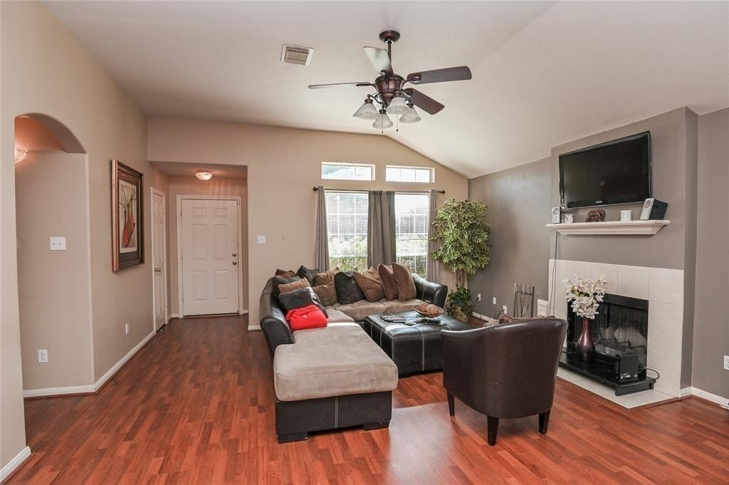 18446 S Wimbledon Drive - Photo 3