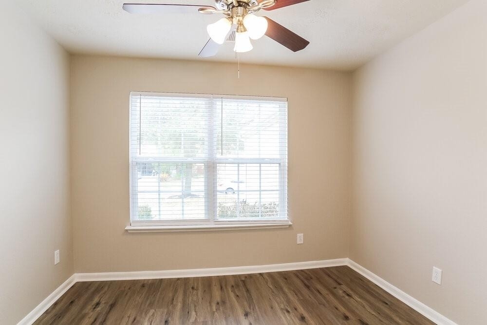 8138 Sanders Glen Lane - Photo 11