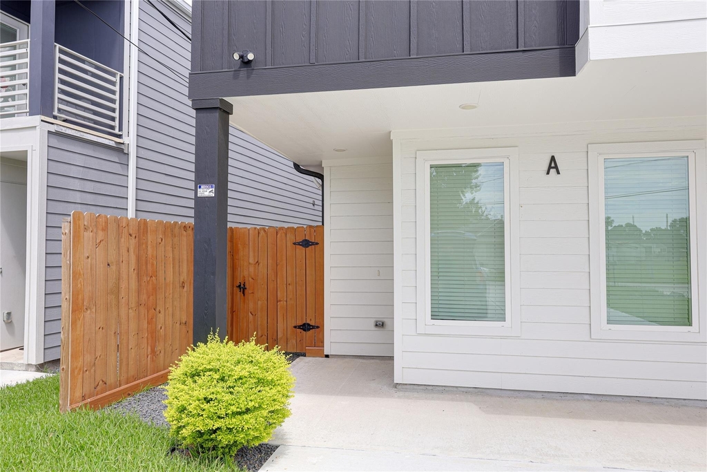 934 South Lane - Photo 2
