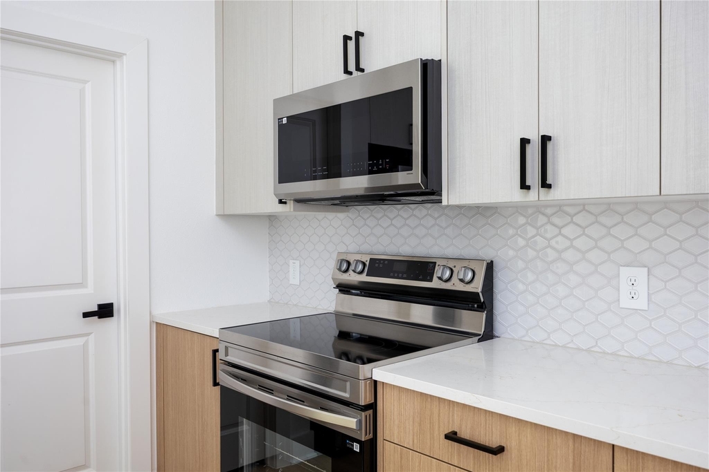 934 South Lane - Photo 9