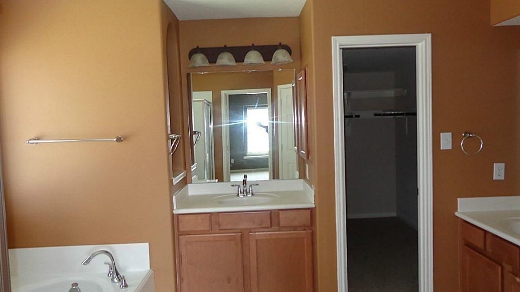 21911 Canyonwood Park Ln - Photo 8