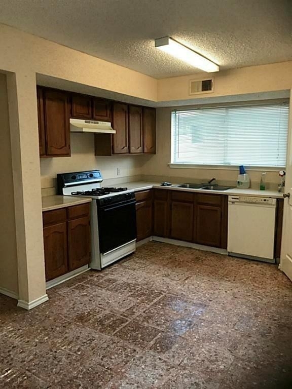 8414 Grand Knolls Drive - Photo 3