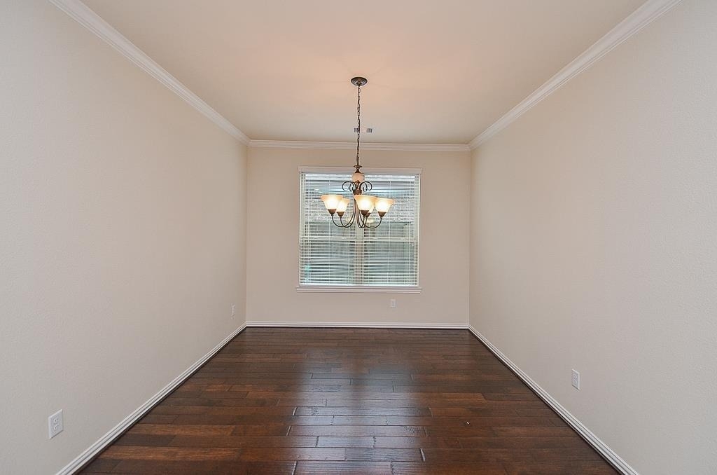 9411 Sparrow Creek Court - Photo 5