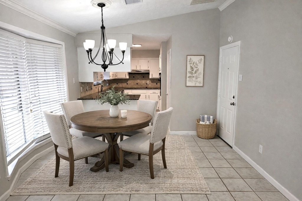 802 James Street - Photo 9