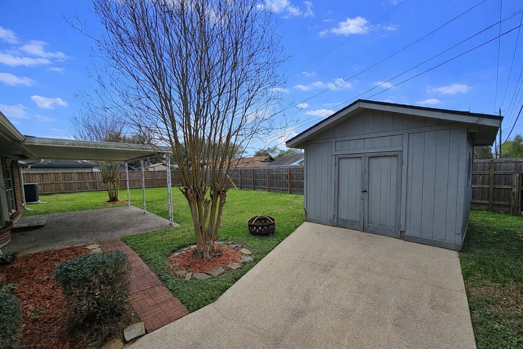 802 James Street - Photo 21