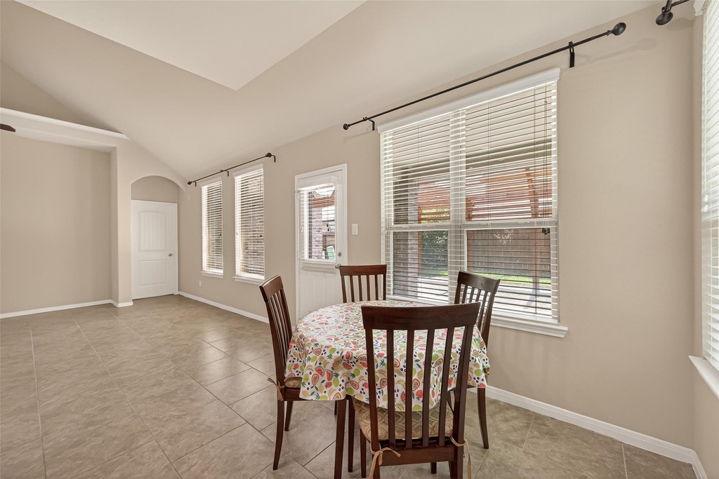 23935 Via Fiore Drive - Photo 15
