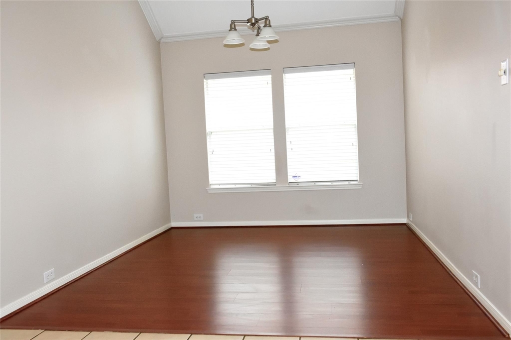 2705 Hewn Rock Way - Photo 4