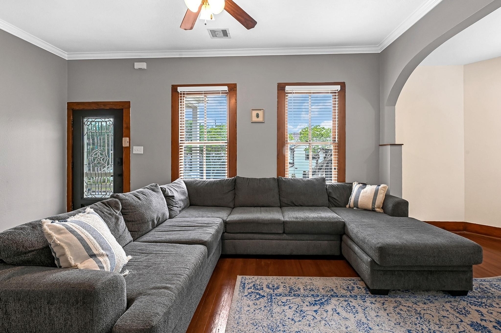 1410 17th Street - Photo 4