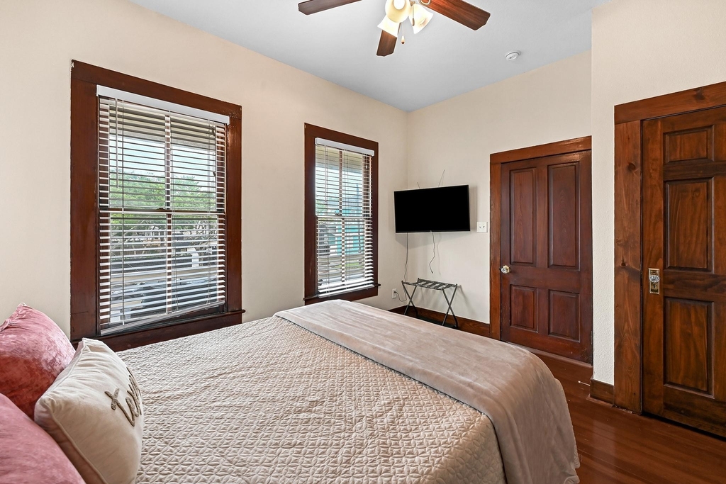 1410 17th Street - Photo 10