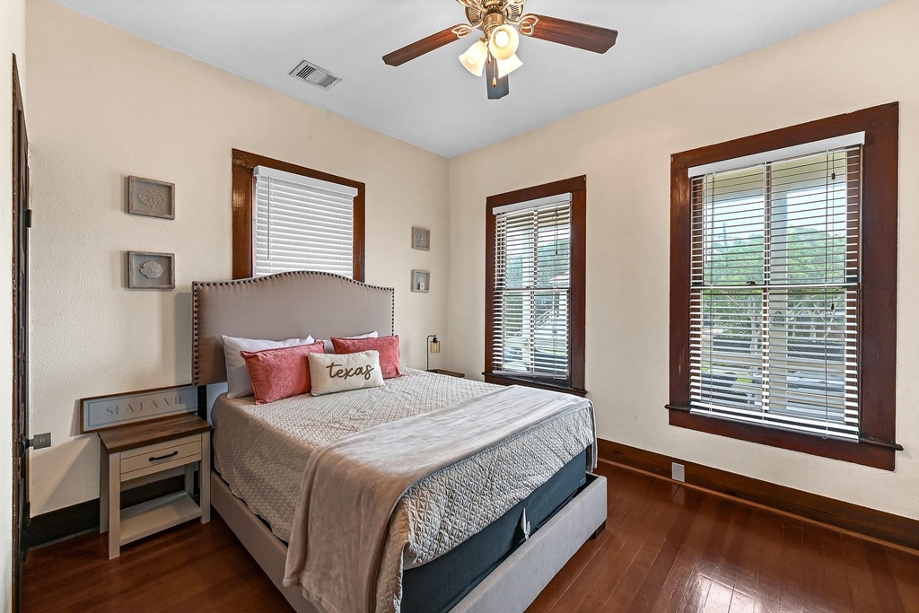 1410 17th Street - Photo 9