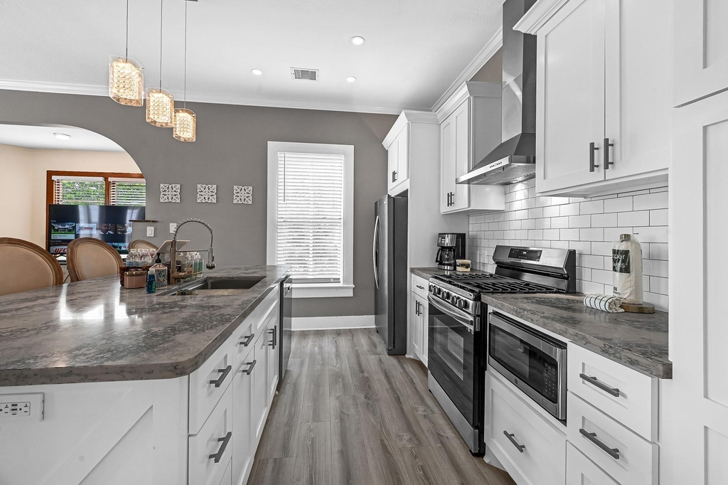 1410 17th Street - Photo 8