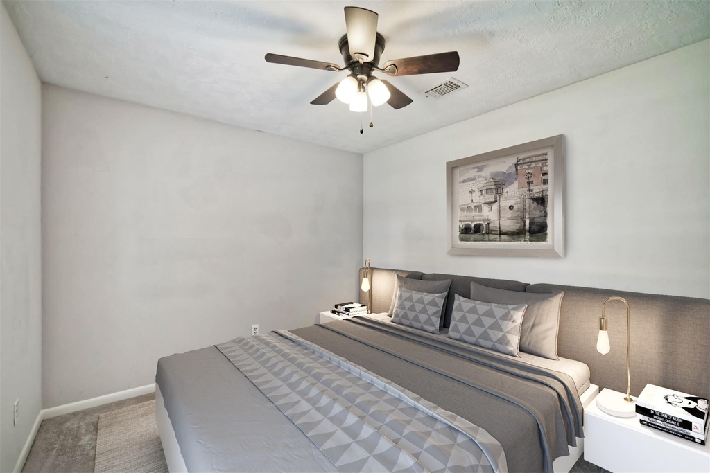 308 Lawrence Street - Photo 12