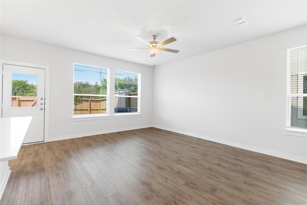 3019 Dovedale Street - Photo 6