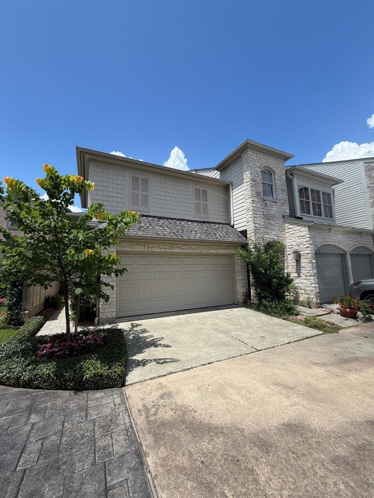 1315 Whispering Pines Drive - Photo 0