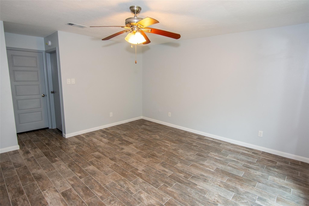 2302 Cades Cove Drive - Photo 2