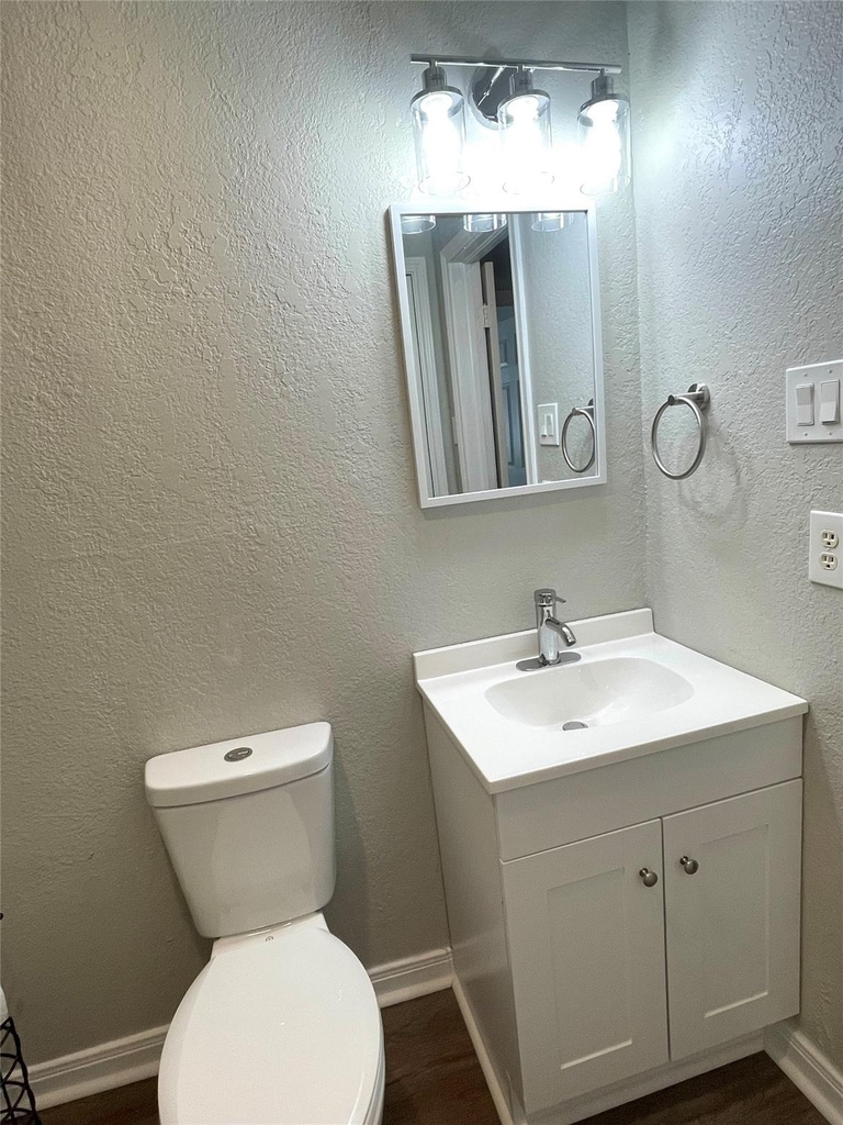 2618 Rosalee Street - Photo 8