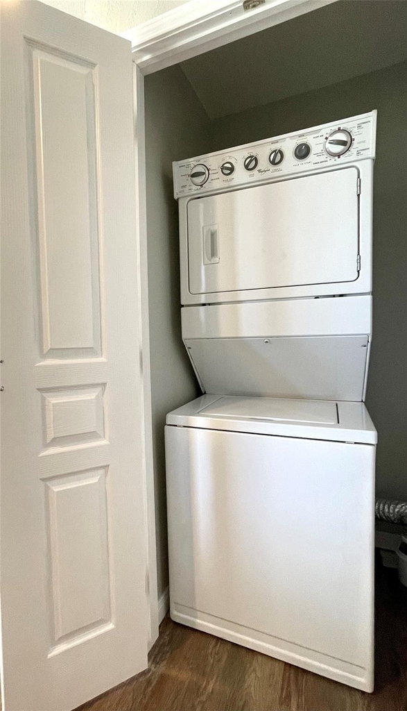 2618 Rosalee Street - Photo 3