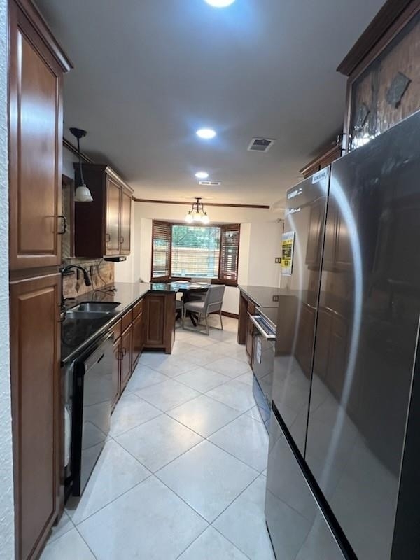 5 Deerfoot Court - Photo 11