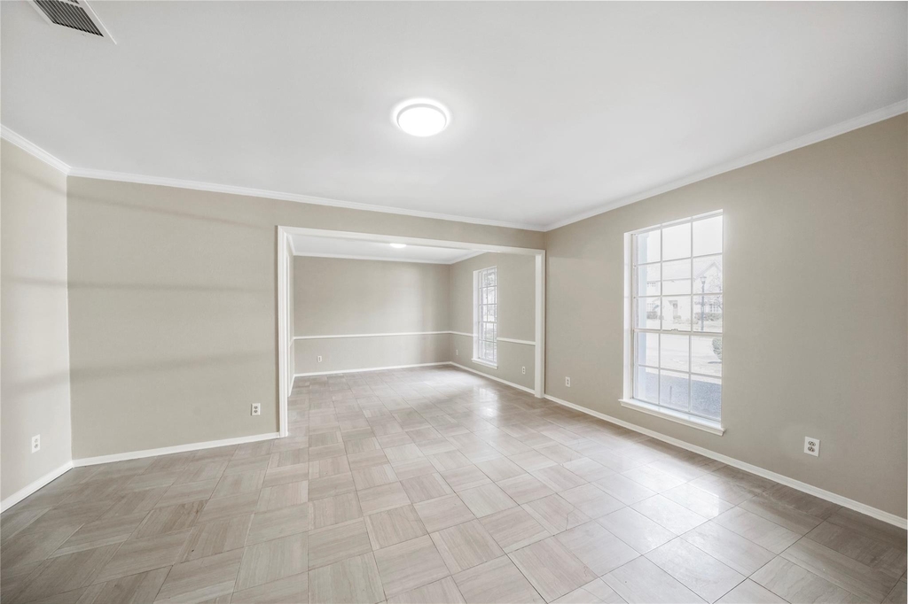 16121 Singapore Lane - Photo 9